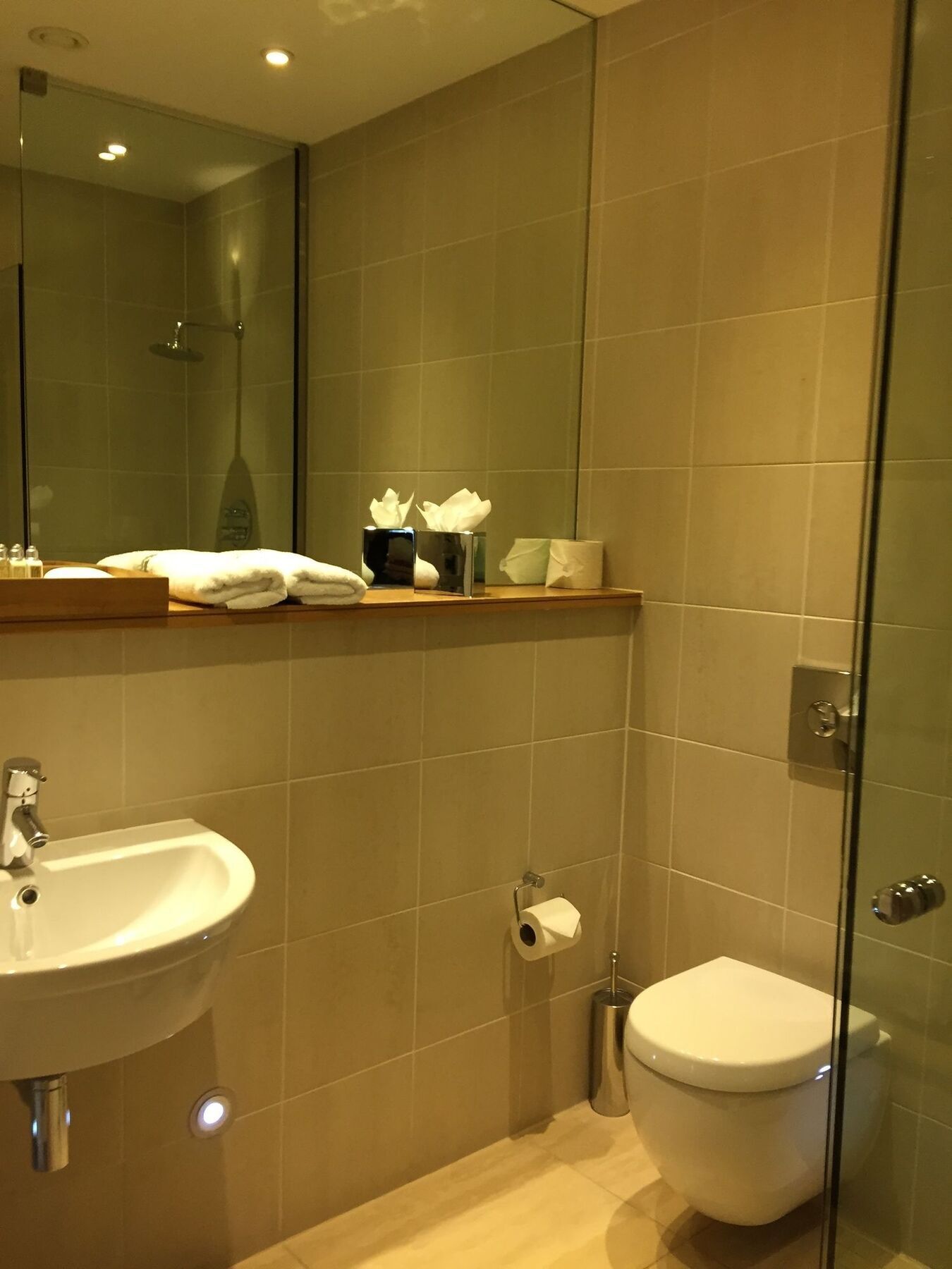 Quebecs Luxury Apart-hotel Leeds (West Yorkshire)